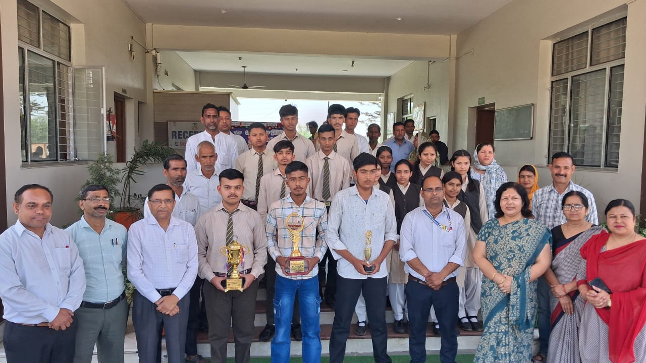 Academics Topper 3