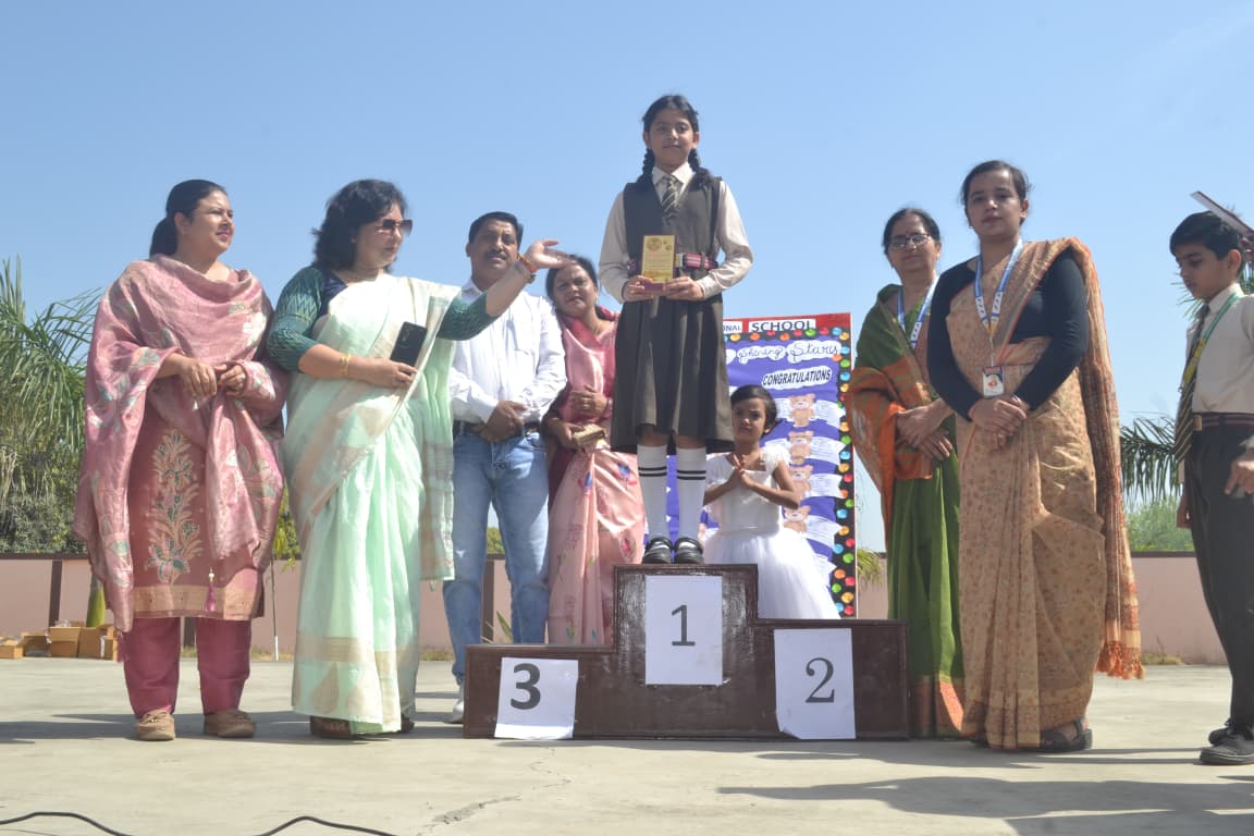 Annual Report Card & Prize Distribution Ceremony 11