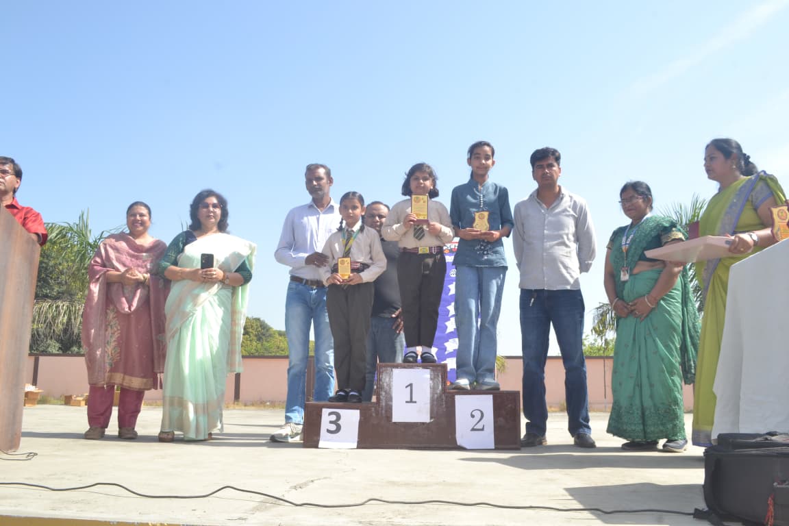 Annual Report Card & Prize Distribution Ceremony 13