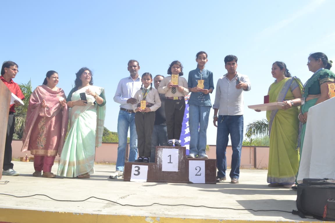 Annual Report Card & Prize Distribution Ceremony 14